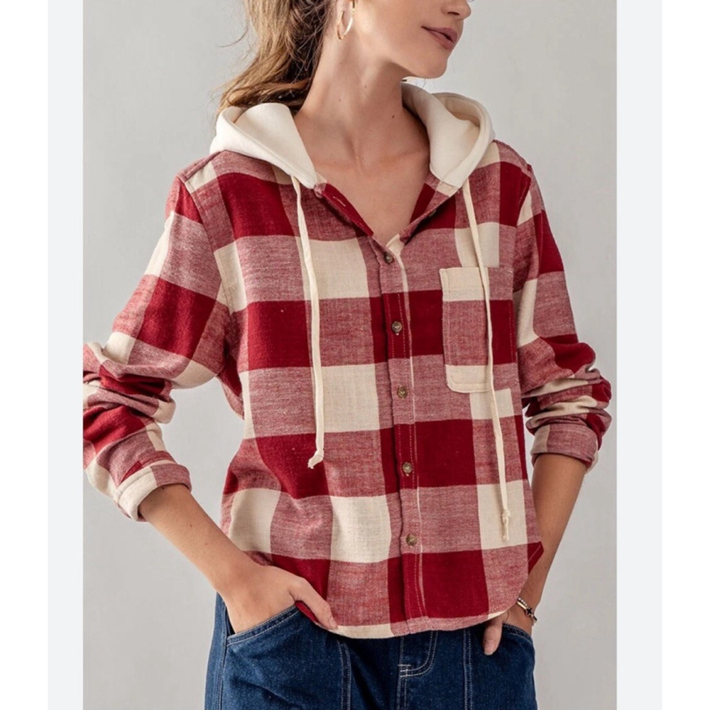 American Eagle AE Red Plaid Flannel Button Up with Sherpa Lined Hood Medium